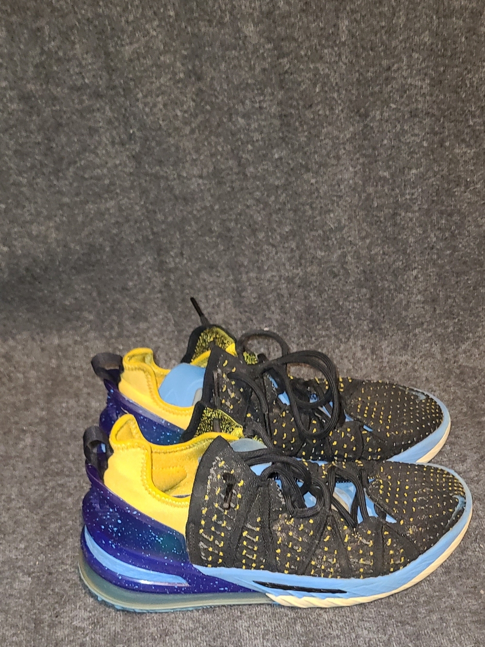 Nike LeBron 18 CW2760-006 Lakers Minneapolis Heritage Men’s Sz 8 Black Blue